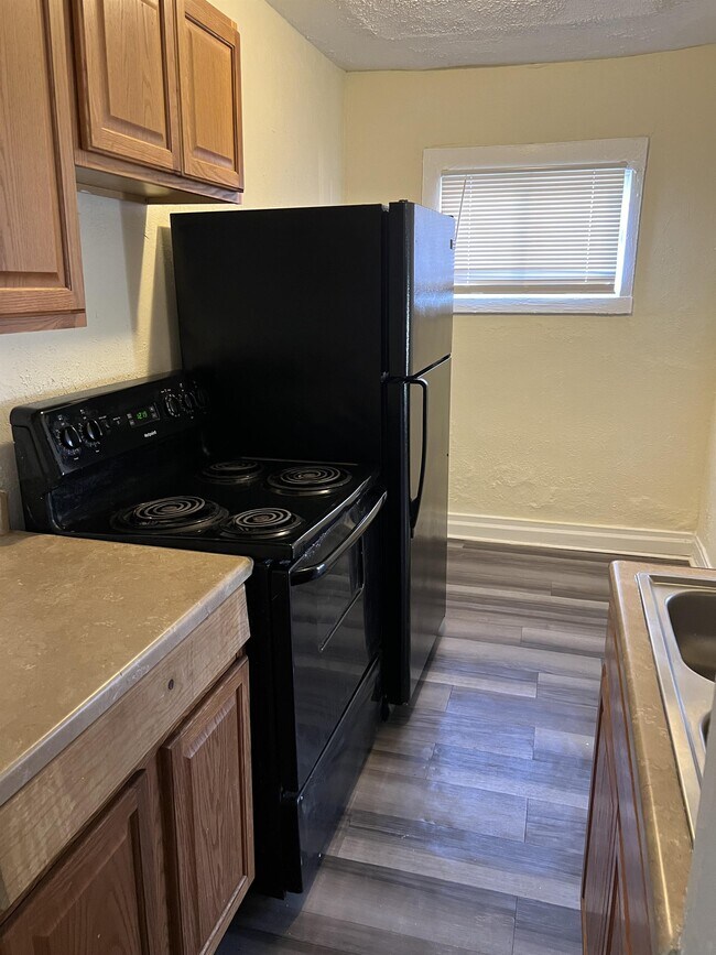 Building Photo - 920 Superior Ave