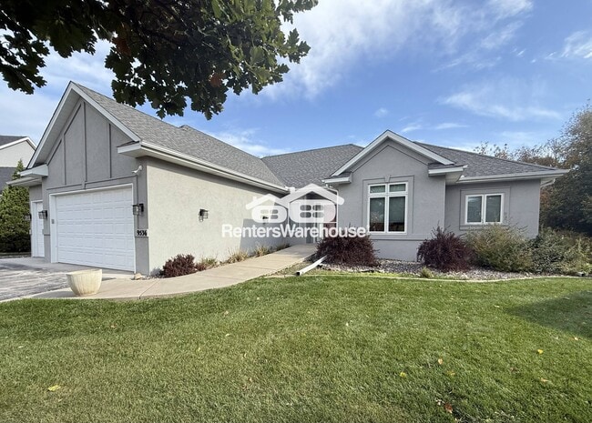 Foto del edificio - 9536 Windflower Pl N