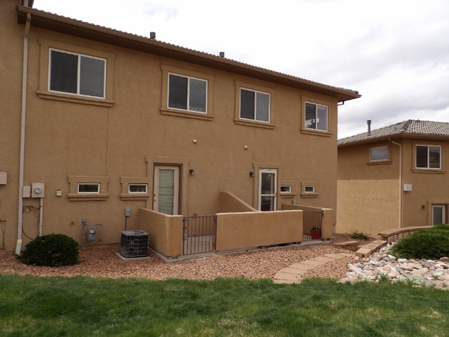 Building Photo - 4351 Susie View