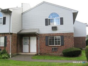 Building Photo - 975 Meriden Rd
