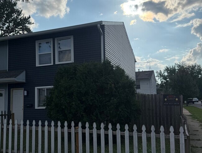 Foto del edificio - 1202 Fulton Ave