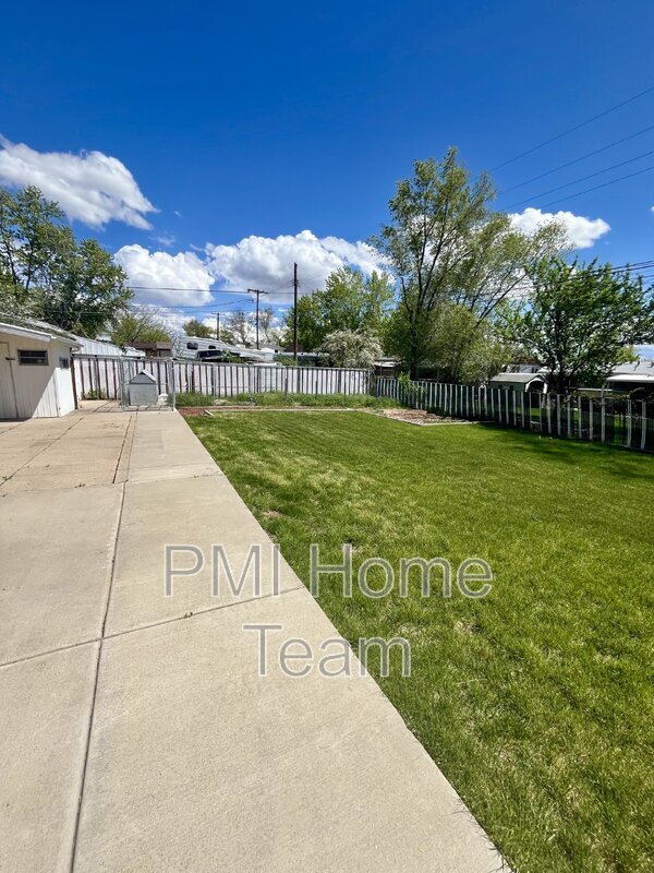 Building Photo - 224 W 700 N