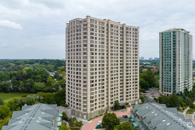 Building Photo - Tam O'Shanter Highlands