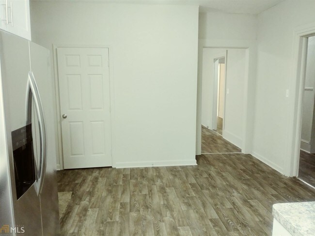Building Photo - 4225 Houston Ave