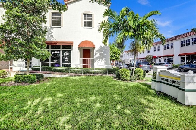 Building Photo - 9500 SW 167th Ave