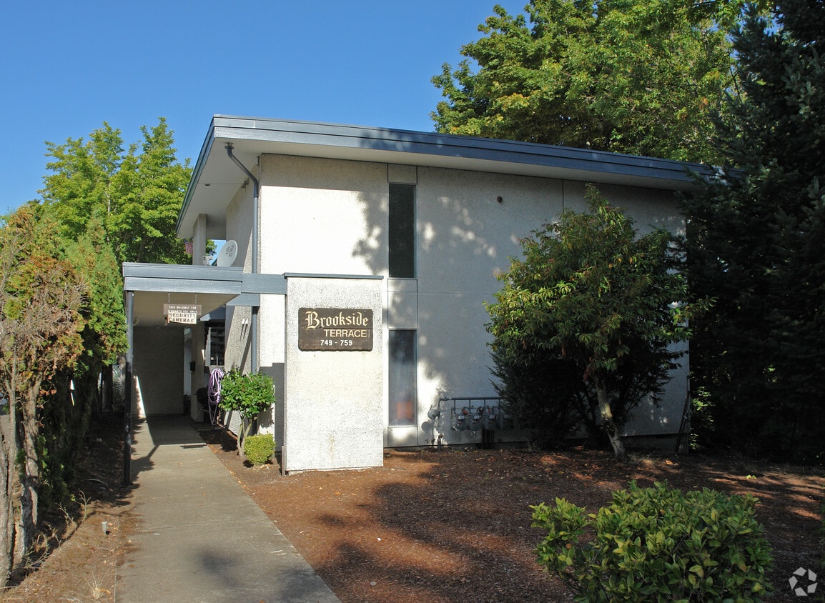 Primary Photo - Brookside Terrace