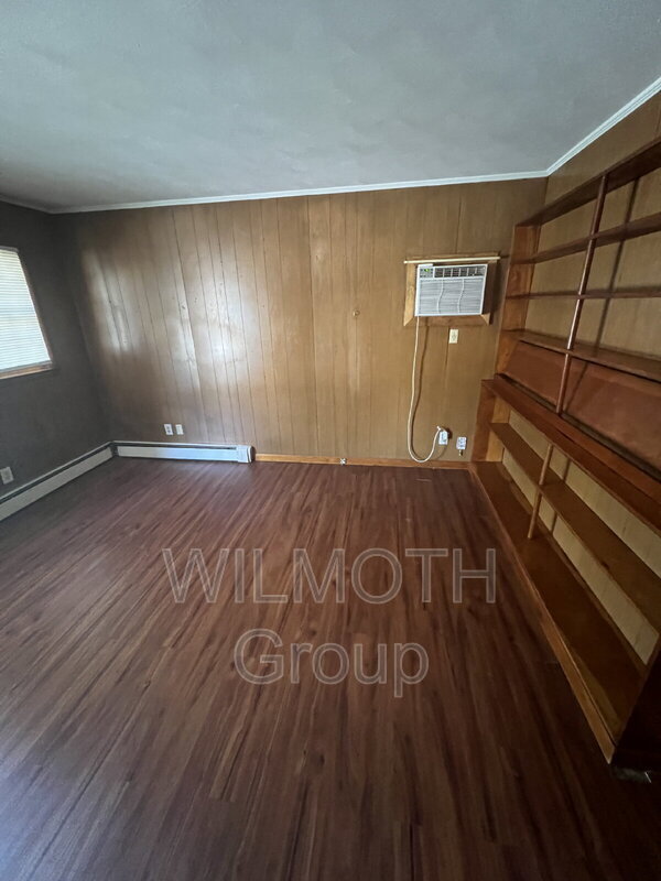 Foto del edificio - 107 Wallace Dr