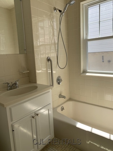 Building Photo - 40 Sterling Rd