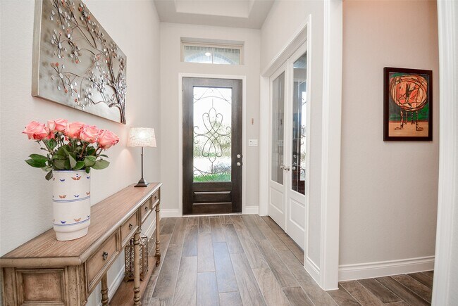 Foto del edificio - 28431 Asher Falls Ln