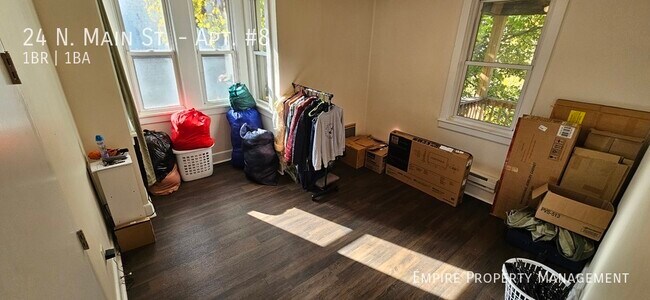 Building Photo - 3rd Floor: 1-Bedroom/1-Bathroom in Bangor