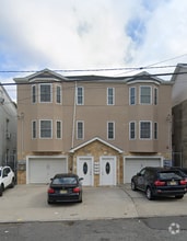Building Photo - 75 Jersey St