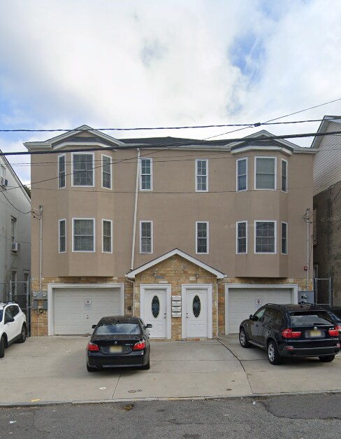 Primary Photo - 75 Jersey St