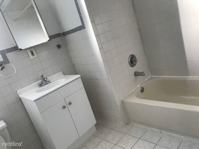 Foto del edificio - 335 17th Ave
