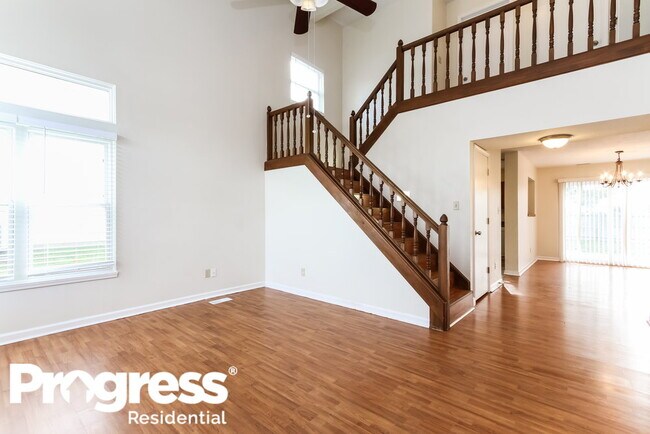 Building Photo - 978 Bull Run W Dr