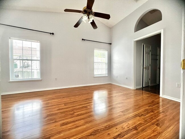 Building Photo - 11395 Aston Hall Dr