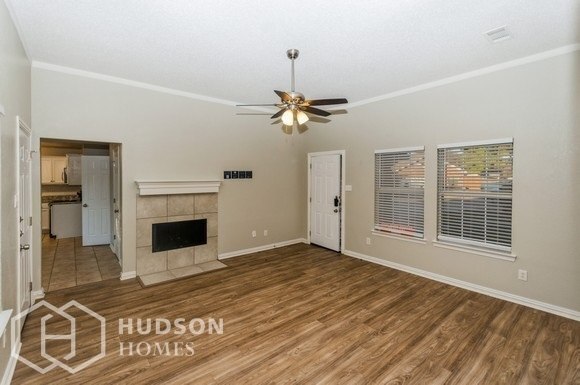 Building Photo - NOW AVAILABLE! - 2711 Lexington St, Seagov...