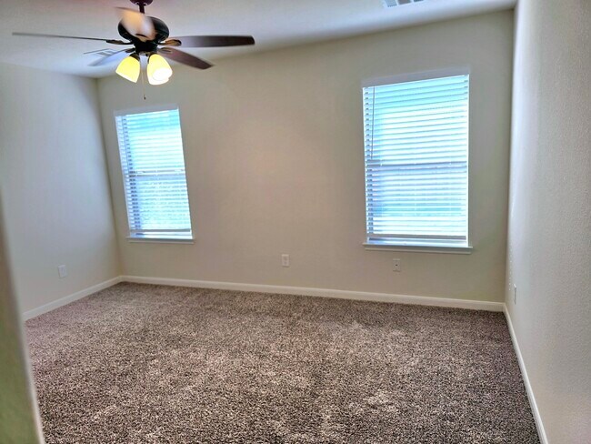 Foto del edificio - 3003 Peachstone Pl