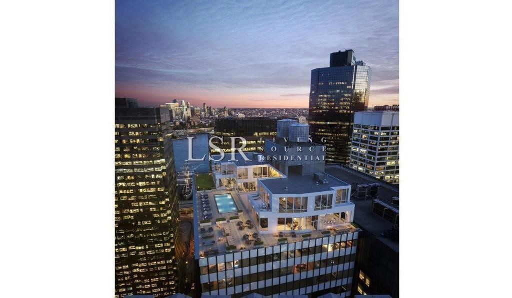 Primary Photo - 180 Water St