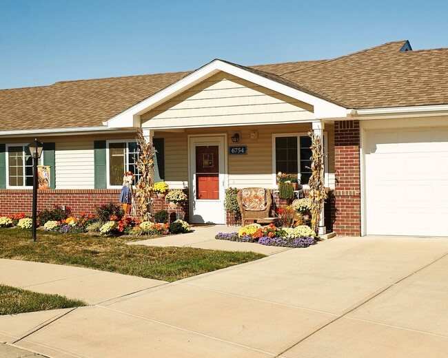 Building Photo - Clary Crossing Senior Villas