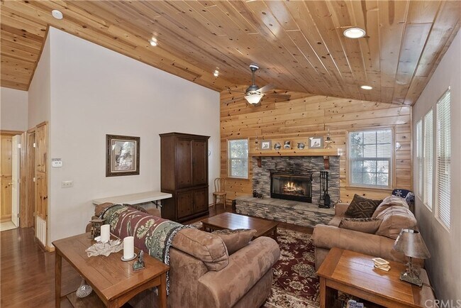 Foto del edificio - 1165 Saturn Way