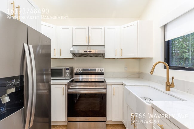 Foto del edificio - 5766 Waverly Ave