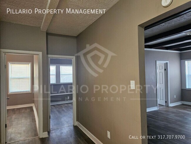 Foto del edificio - 633 E 38th St