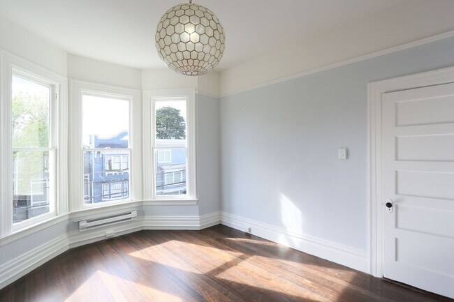 Foto del edificio - 144 10th Ave