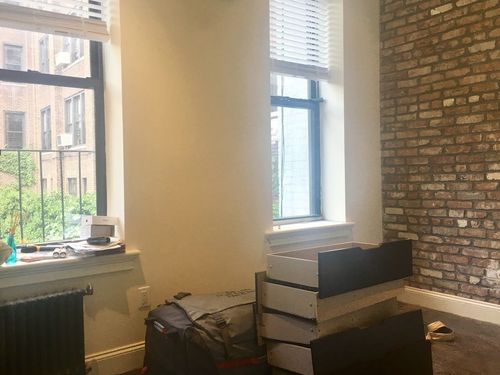 Foto principal - 60 E 3rd St