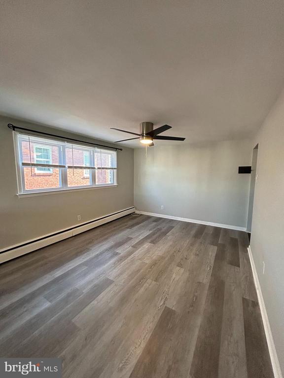 Building Photo - 802 Eddystone Ave