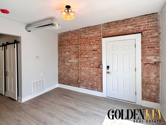 Foto del edificio - 7504 Cameron St