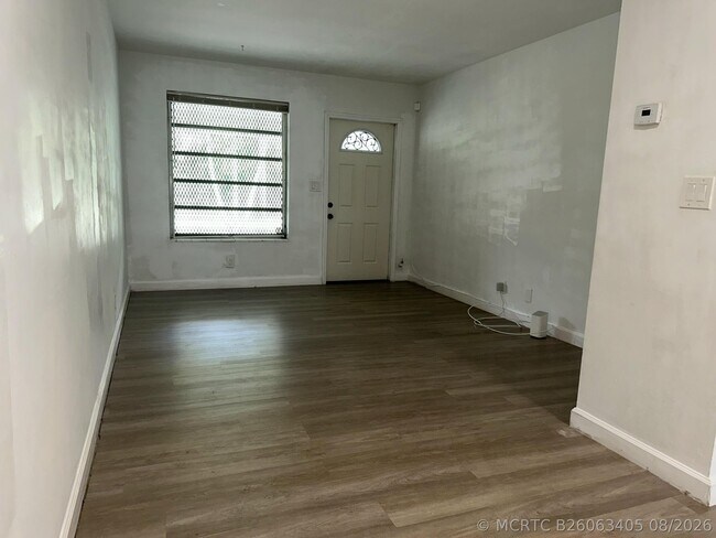 Foto del edificio - 425 SW 18th Ave