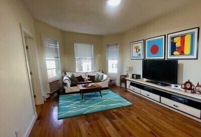 Foto del edificio - 207 Princeton St