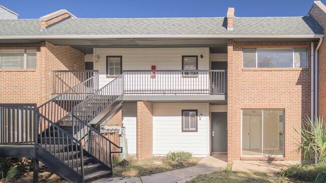 Foto del edificio - 2731 S Blair Stone Rd