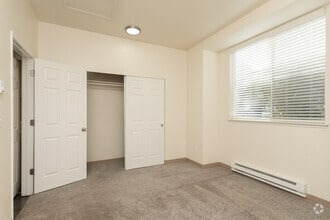 1BR, 1BA - 720SF - Westhampton