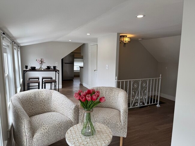 Foto del edificio - 48 Warren Ave