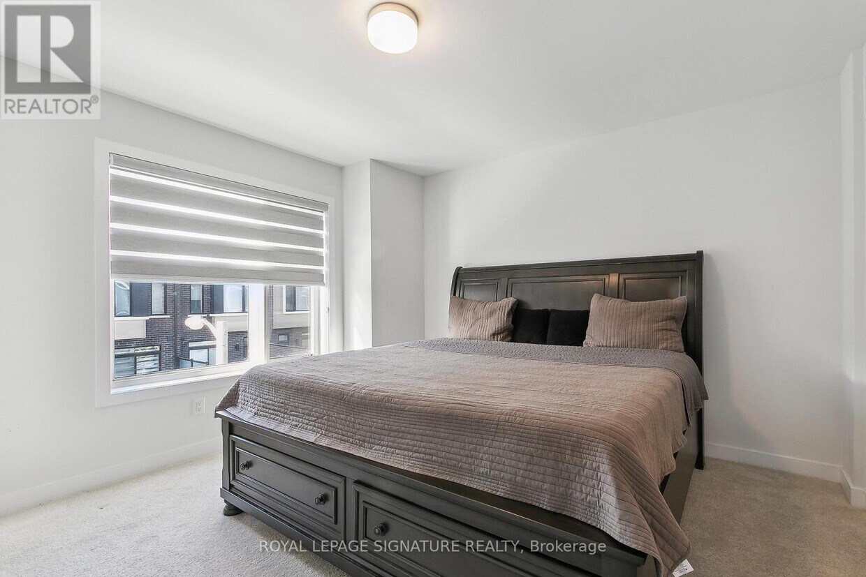 Photo du bâtiment - 65 Akil Thomas Gdns