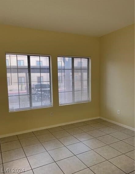 Foto del edificio - 2151 Hussium Hills St