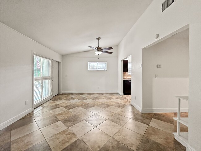 Foto del edificio - Updated and Move-in Ready Home in Largo! 1bed|1bath