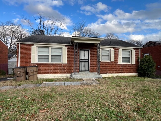Building Photo - 3238 Panorama Dr