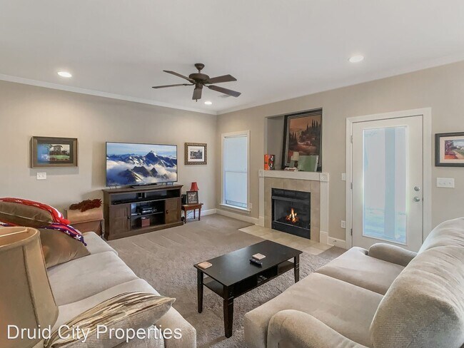 Building Photo - 3 br, 2 bath House - 10507 Covey Rise Cir