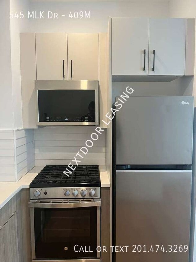 Photo - 545 MLK Dr-409M