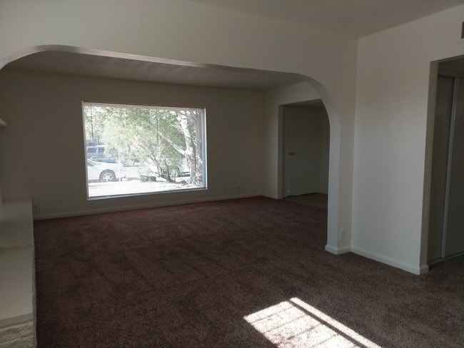 Building Photo - 4870 Billman Ave