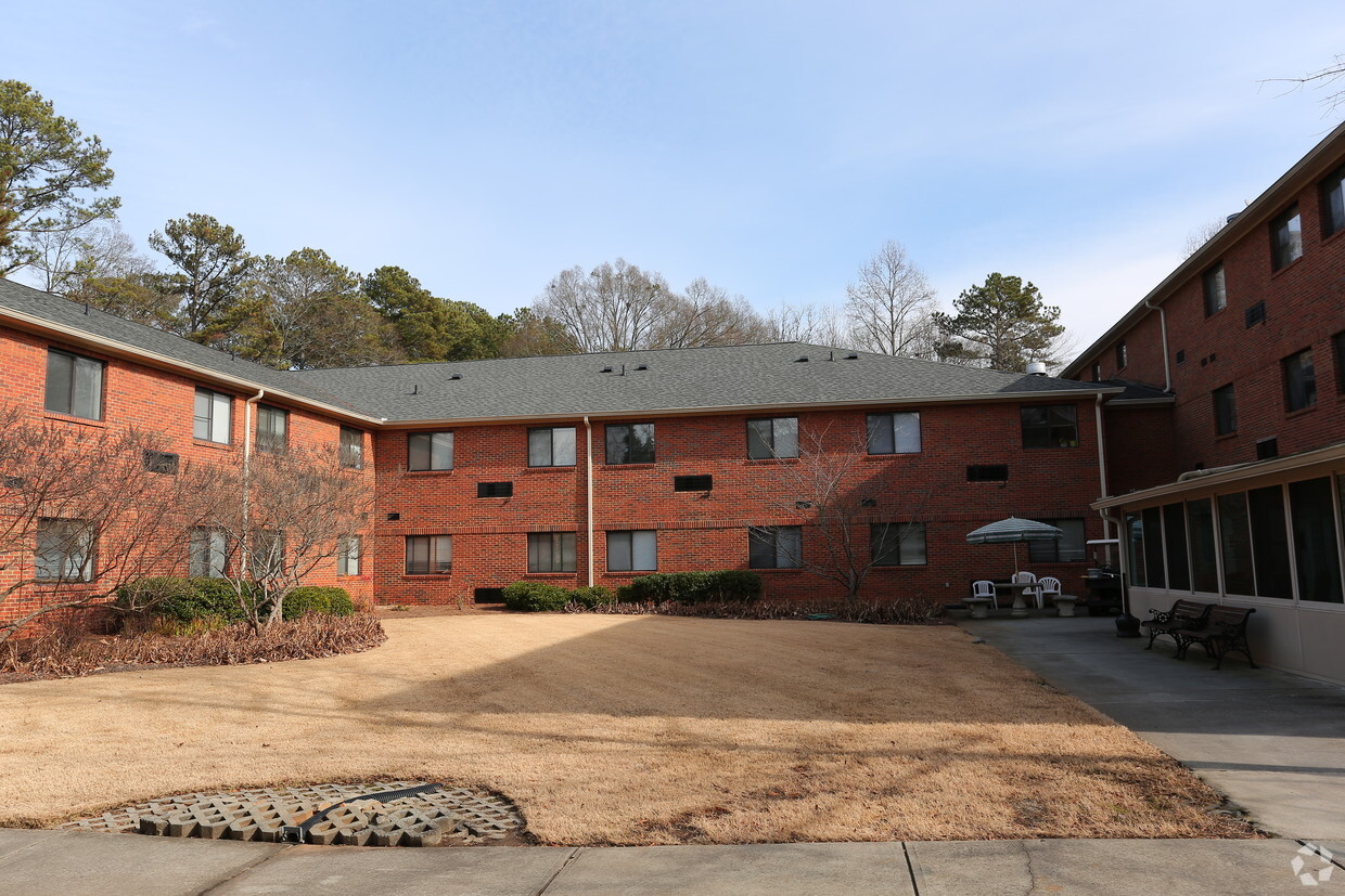 Building Photo - Ahepa One Apartments