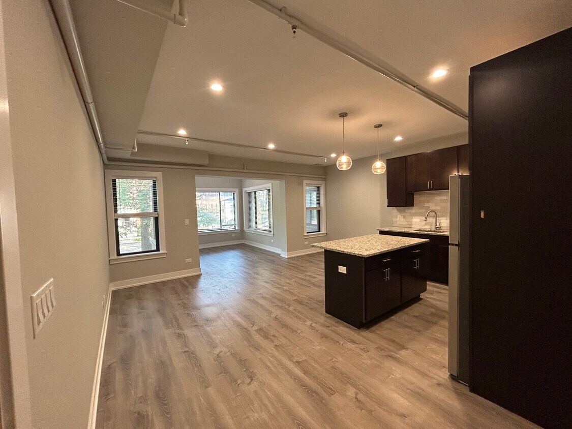 Foto principal - 1000 Crain St