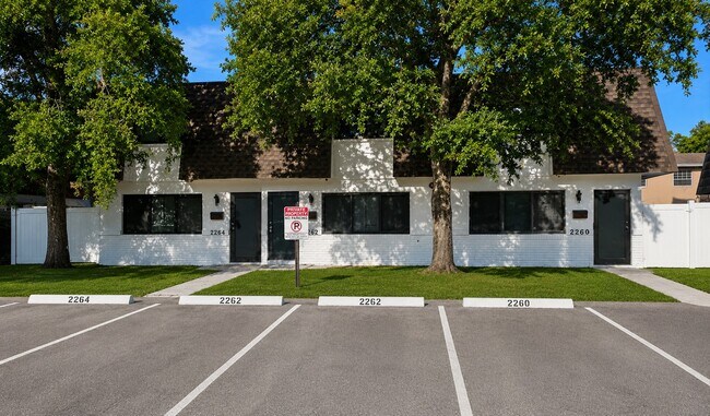 Frente de la estructura - 2262 NW 59th Way