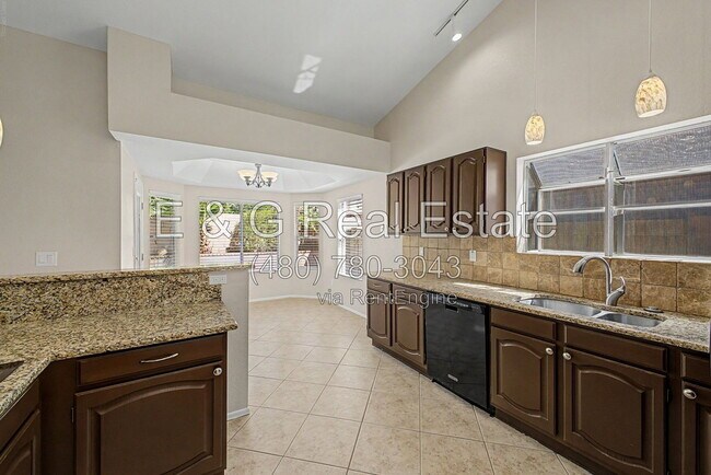 Foto del edificio - 4106 E Ashurst Dr
