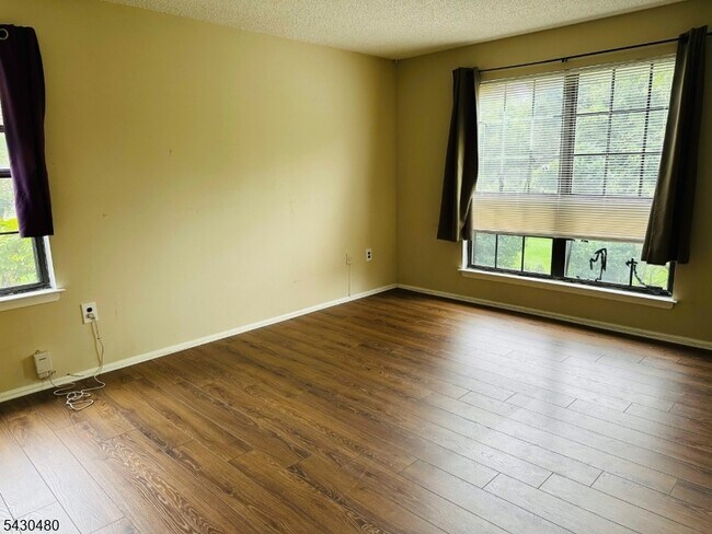 Foto del edificio - 122 Crabapple Ln