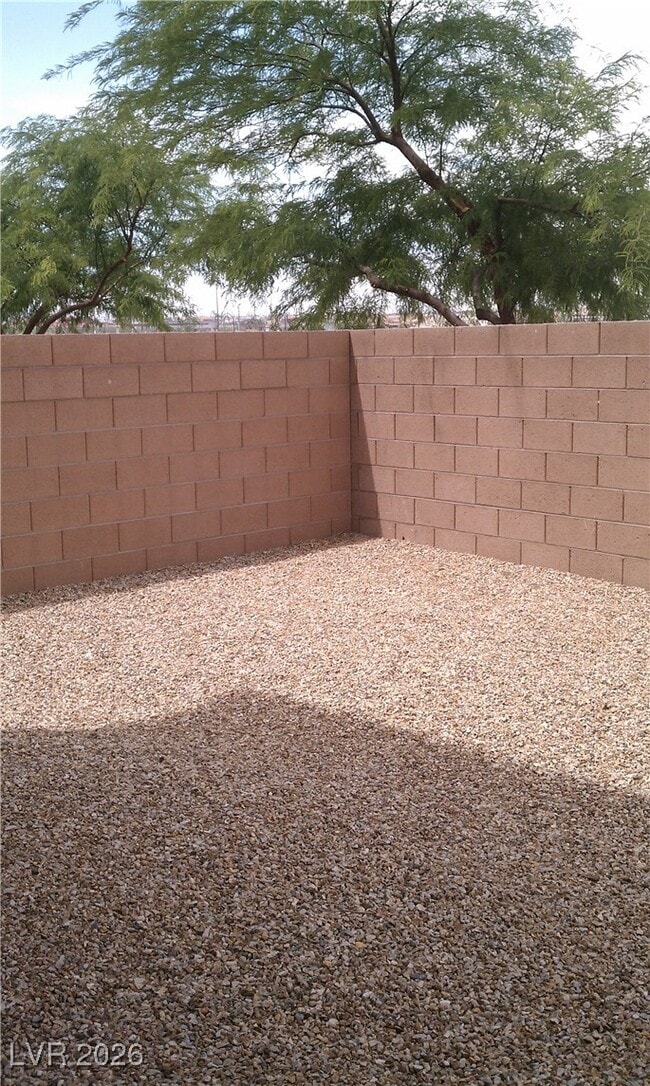 Building Photo - 5493 Ovando Way