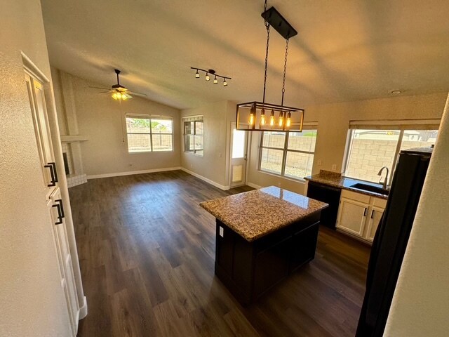 Foto del edificio - 7916 W Kimberly Way