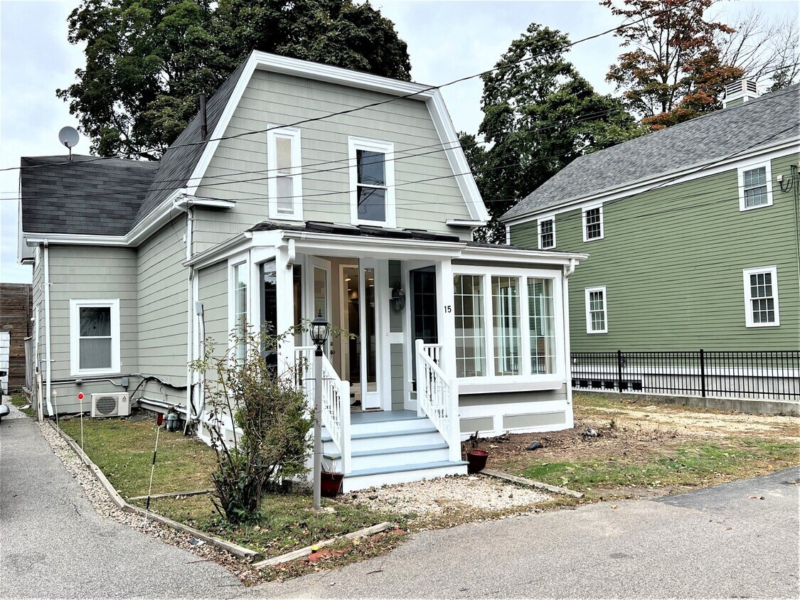Primary Photo - 15 Simms Court, Newton, MA 02465 - 3 BR 2....